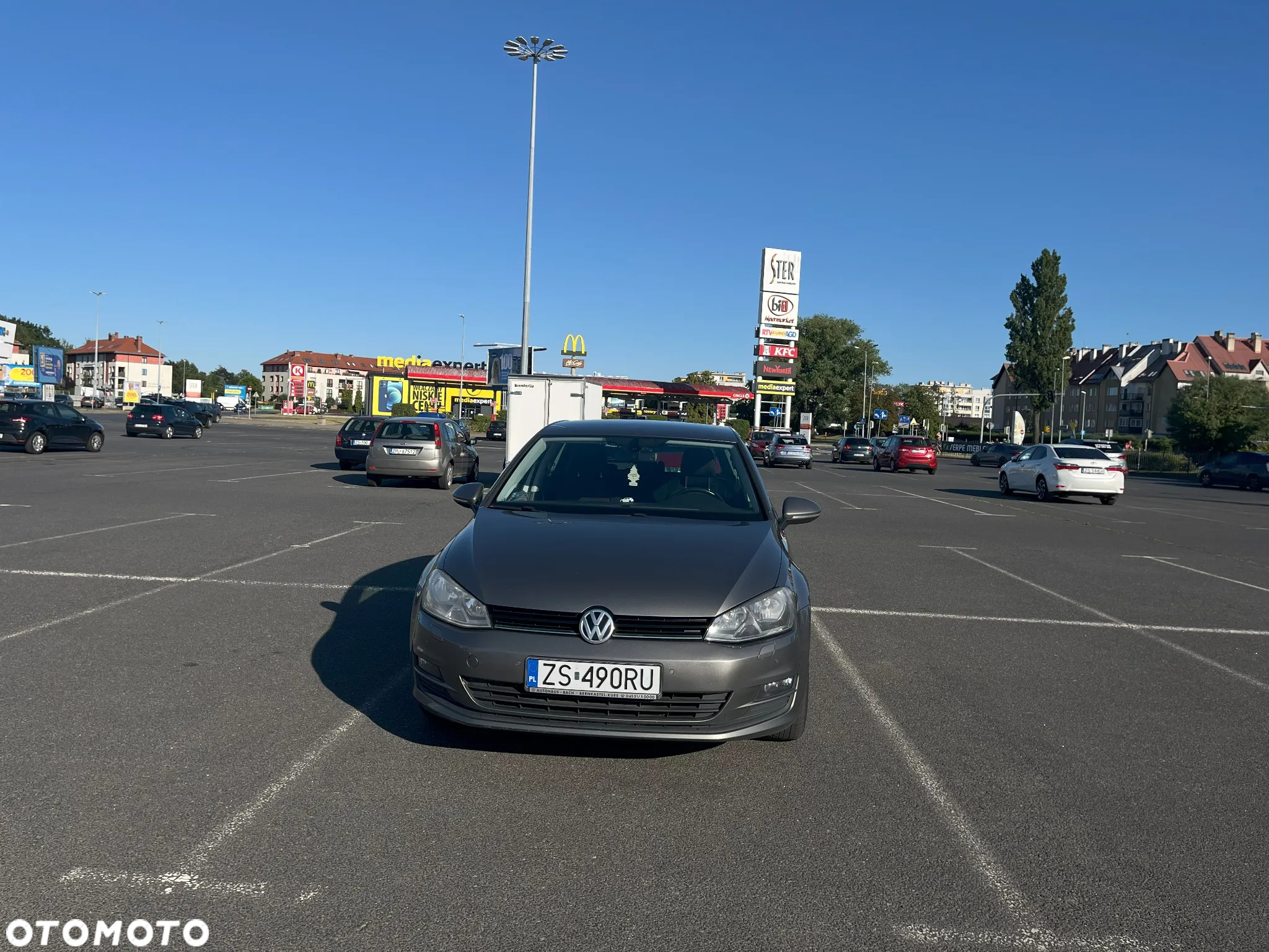 Volkswagen Golf VII 1.2 TSI BMT Trendline - 6