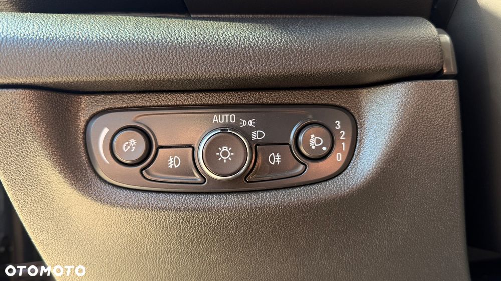 Opel Insignia 2.0 CDTI Business Edition S&S - 18