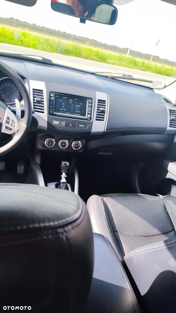 Peugeot 4007 2.2HDi Platinum Euro5 - 23