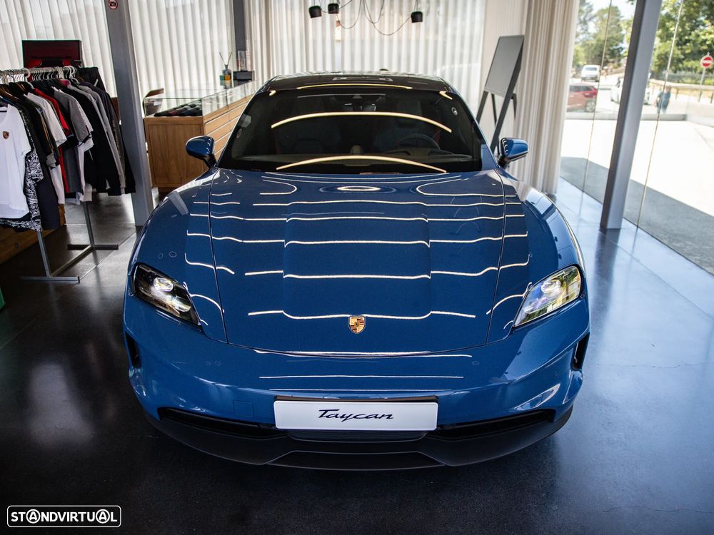 Porsche Taycan - 3