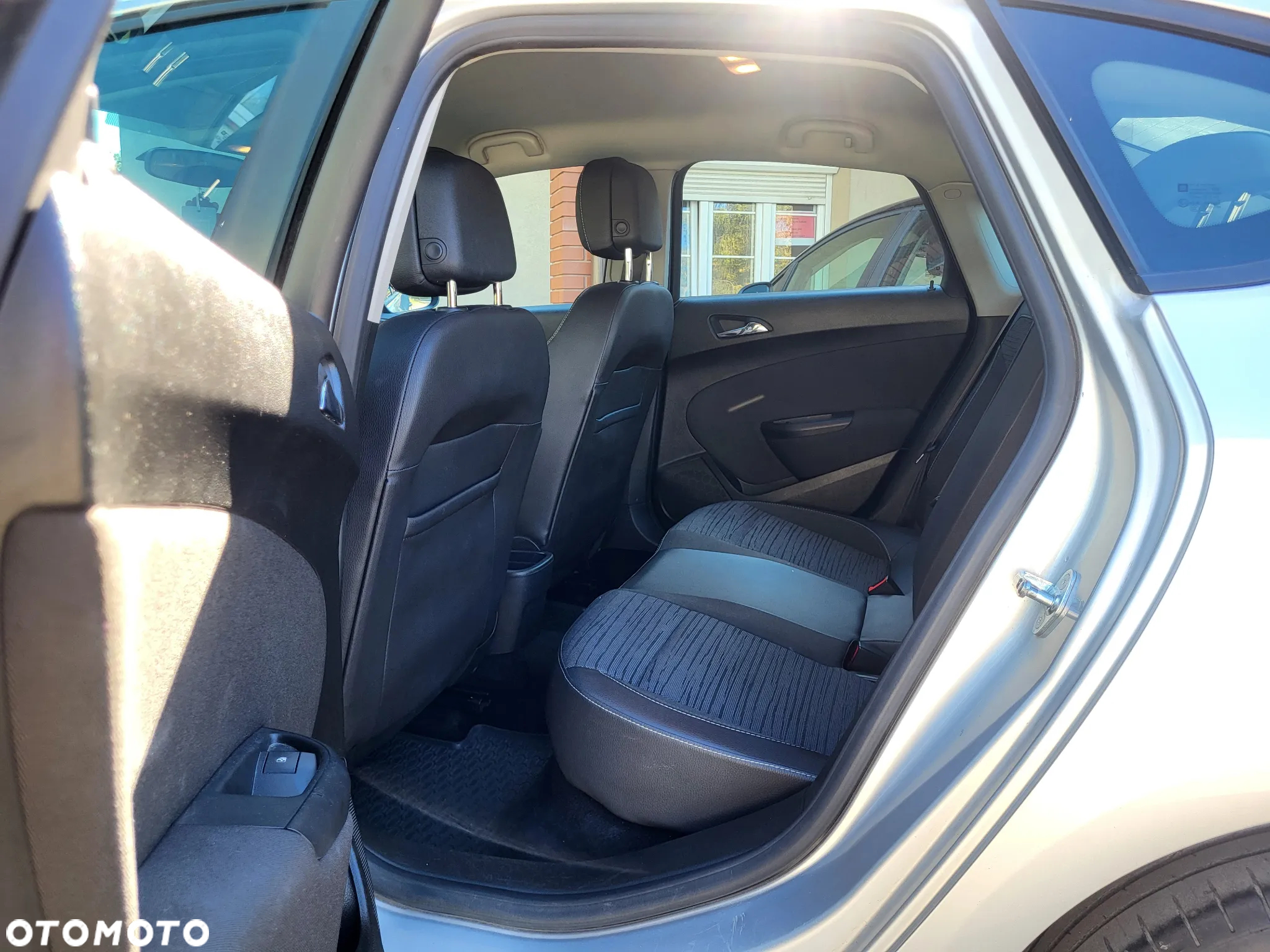 Opel Astra - 17