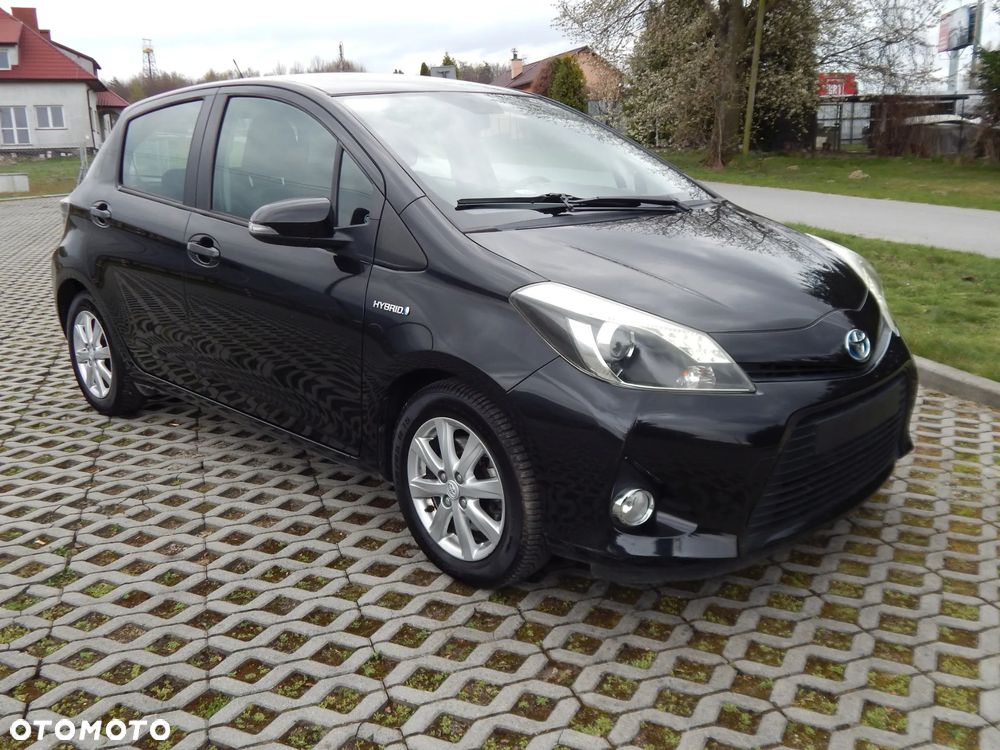 Toyota Yaris Hybrid 100 Dynamic - 5