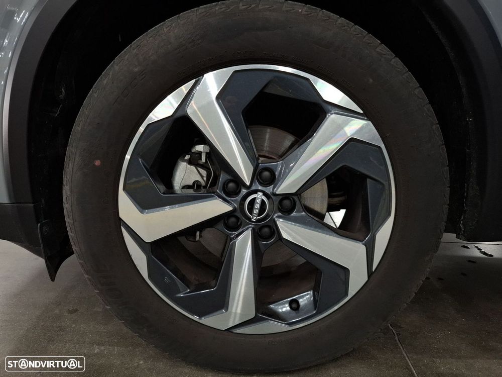 Nissan Qashqai 1.3 DIG-T N-Connecta LED+TT+SKY - 24