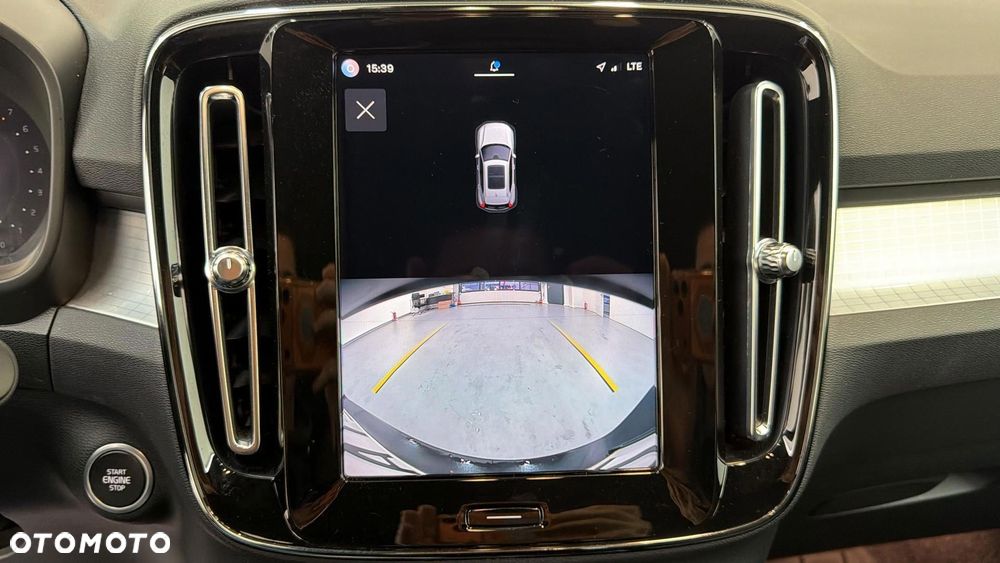Volvo XC 40 B3 Core - 24
