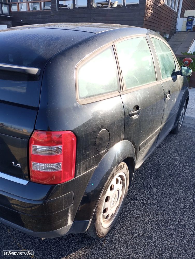 Audi A2 1.4 — photo 4
