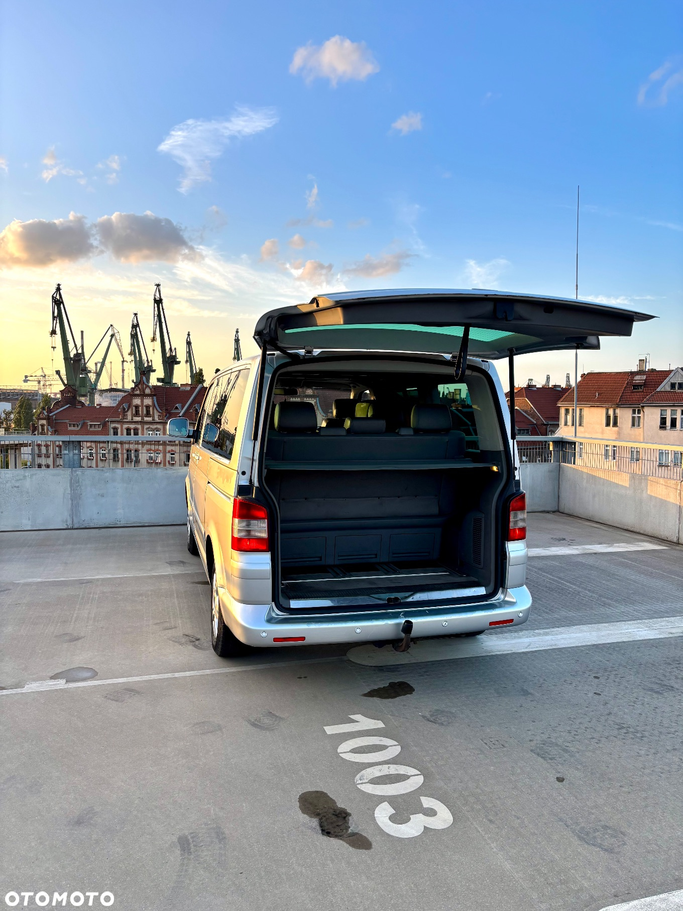 Volkswagen Transporter Multivan Highline - 19