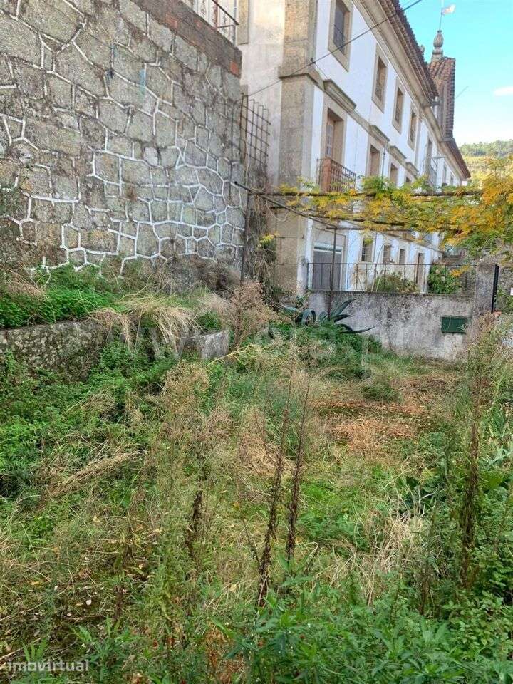 Moradia em Banda T2 / Fundão, Alpedrinha - Grande imagem: 2/11