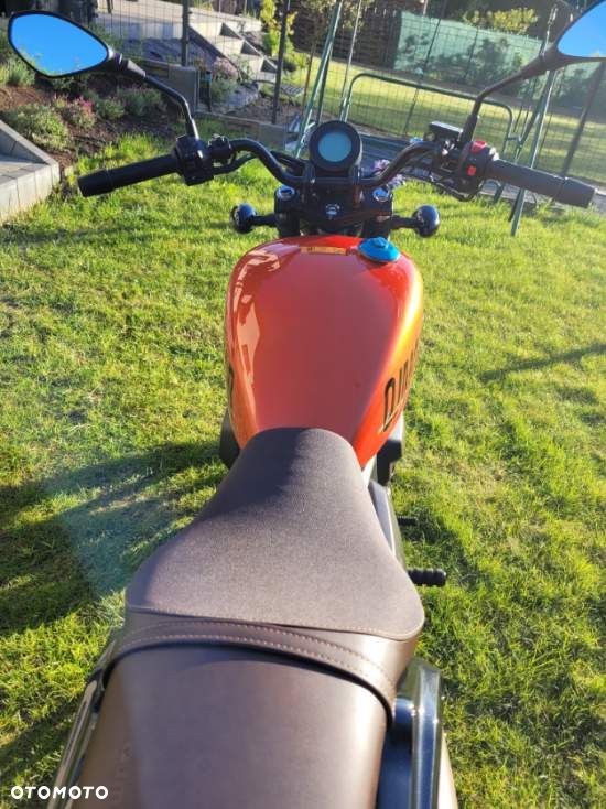 QJMOTOR SRV 125 - 1