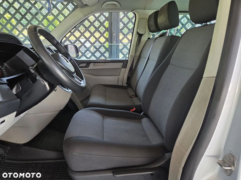 Volkswagen Caravelle 2.0 TDI L2 Comfortline DSG - 5