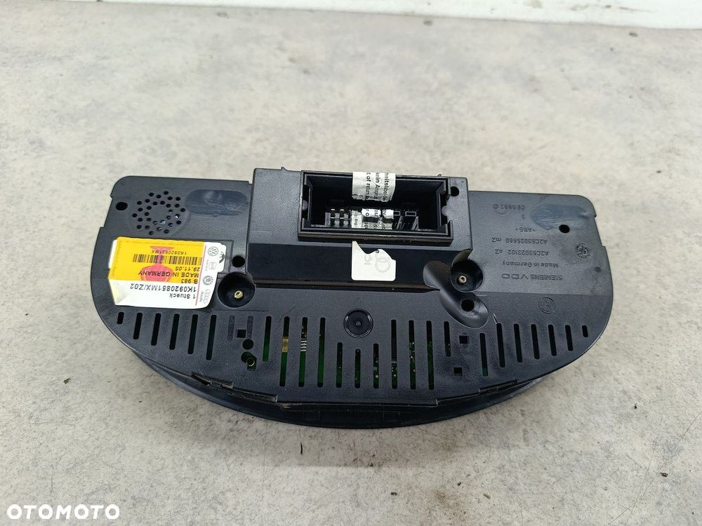 LICZNIK VW GOLF V 1K0920851MX  V0021000 1.4 16V - 5