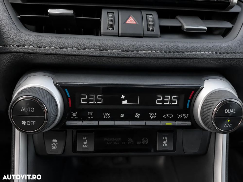 Toyota RAV4 2.5 VVT-iE 4x4 Dynamic - 26