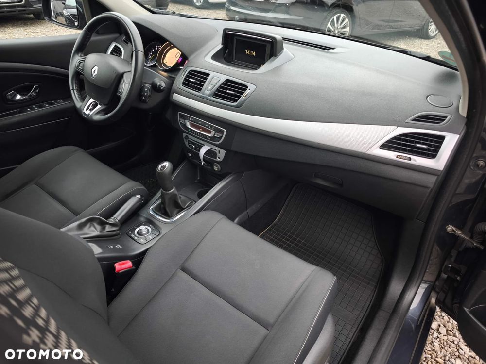 Renault Megane 1.6 16V 100 Paris - 6