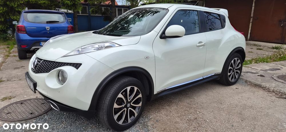 Nissan Juke 1.6 T Tekna 4x4 - 11