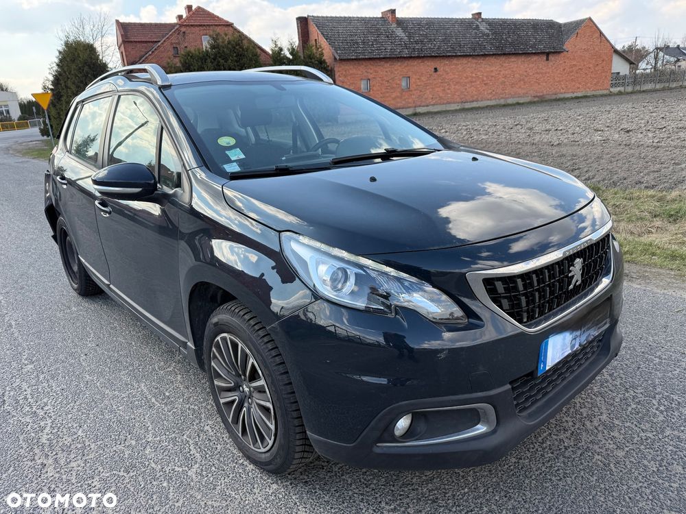 Peugeot 2008 BlueHDi 100 STOP & START Signature - 1