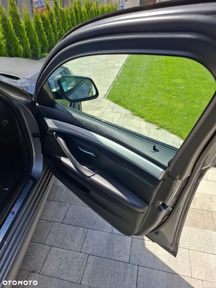 BMW Seria 5 520d - 10