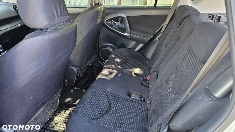 Toyota RAV4 2.2 D-CAT X Platinium - 2