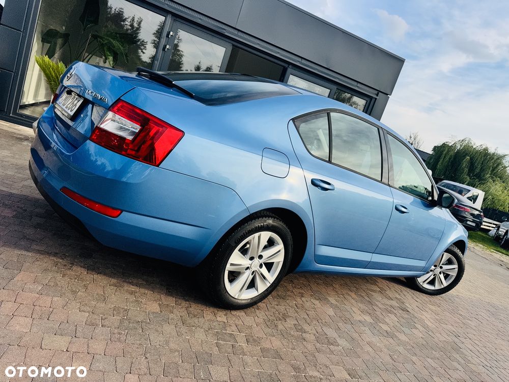Skoda Octavia 1.6 TDI DPF Ambiente - 30