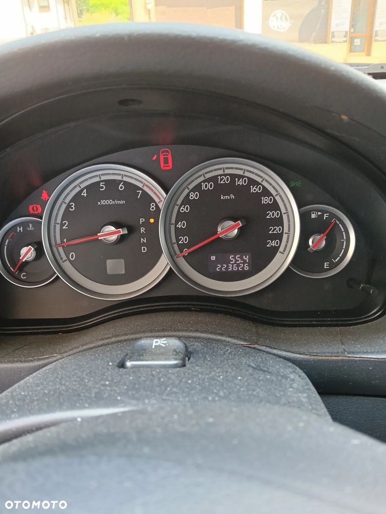 Subaru Legacy - 9