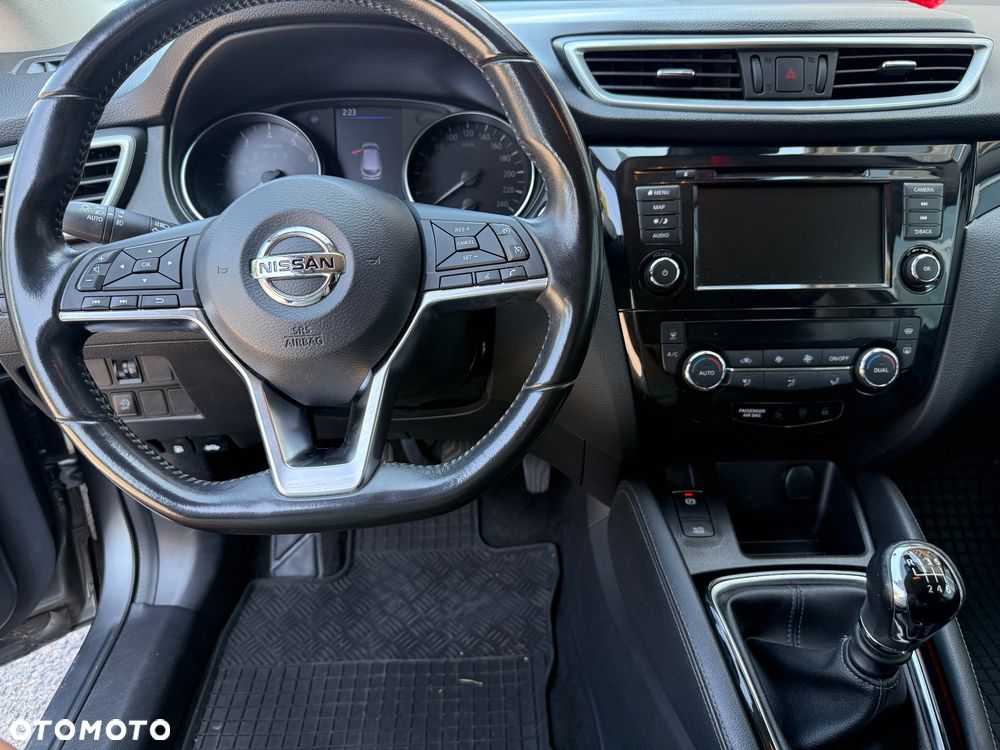 Nissan Qashqai 1.3 DIG-T N-Connecta - 10