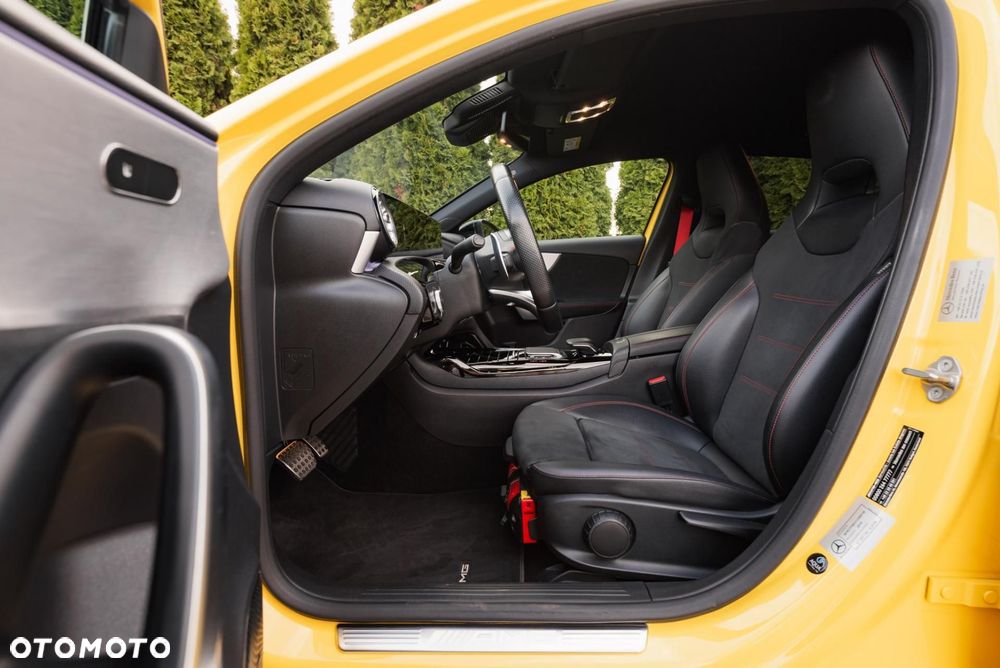 Mercedes-Benz Klasa A 35 AMG 4-Matic 7G-DCT - 14