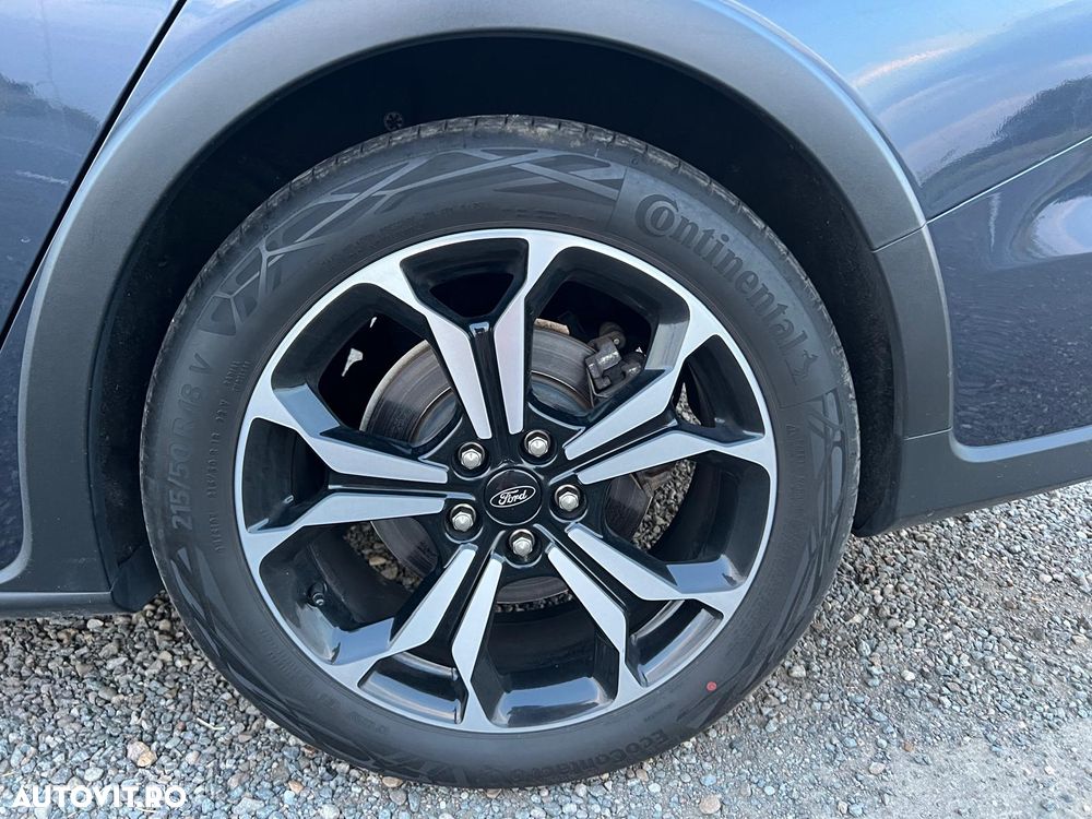 Ford Focus 2.0 EcoBlue Start-Stopp-System Aut. ACTIVE VIGNALE - 3