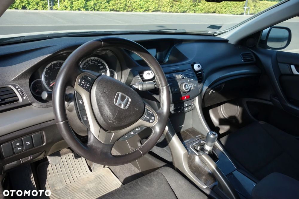 Honda Accord 2.0 Elegance - 11