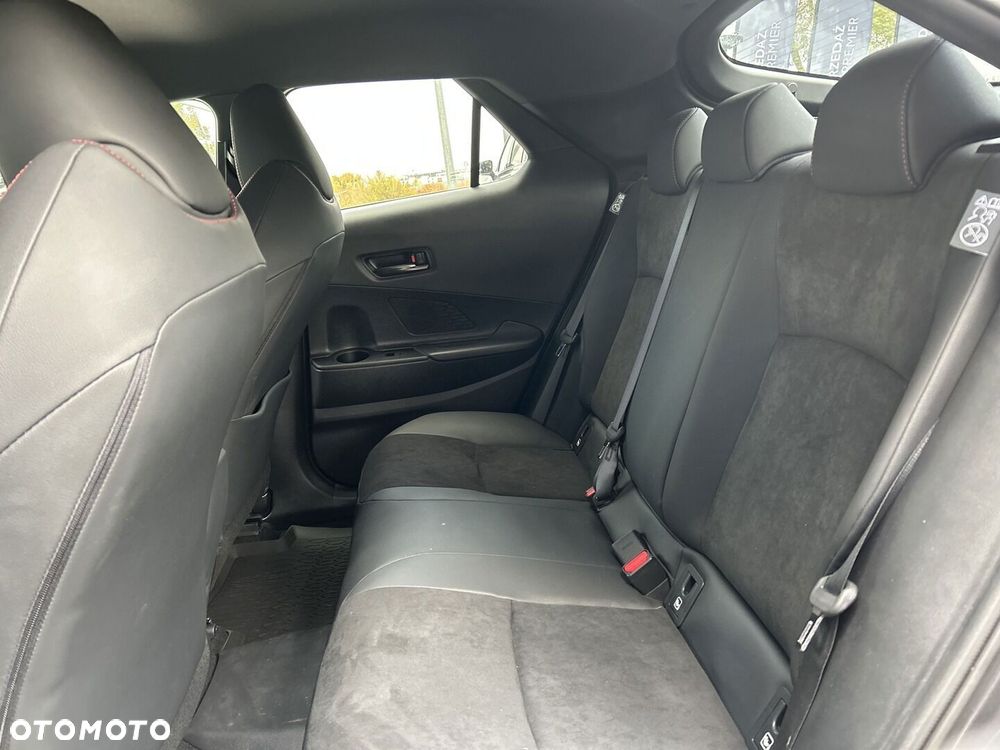 Toyota C-HR 2.0 PHEV Dynamic Force GR Sport - 26