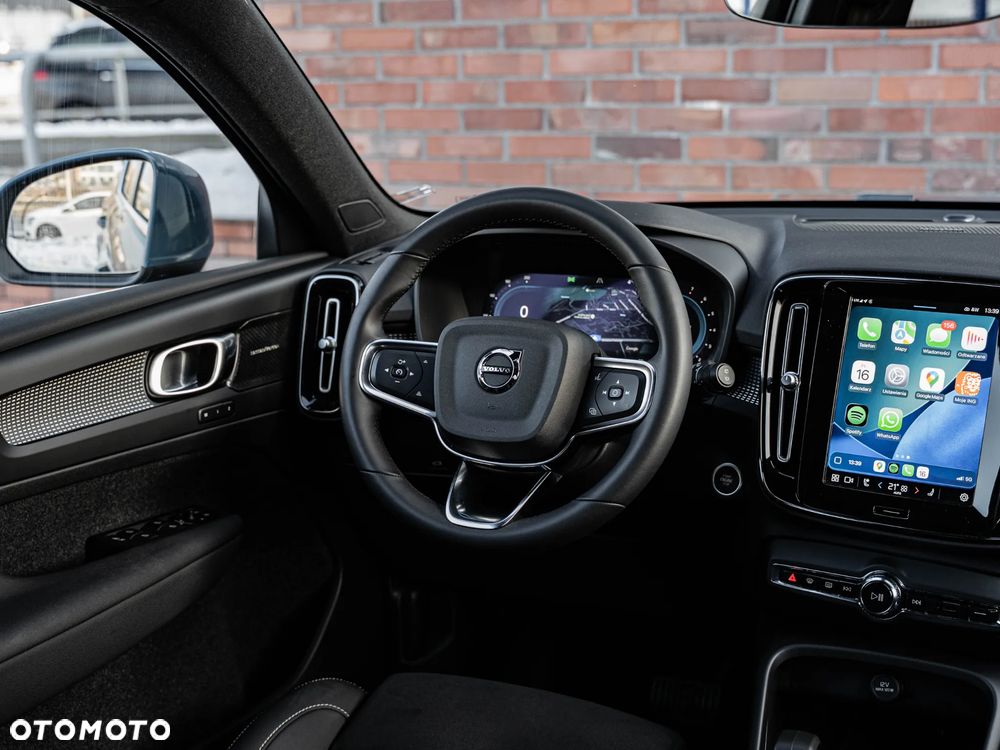 Volvo XC 40 B4 B AWD Geartronic RDesign - 30