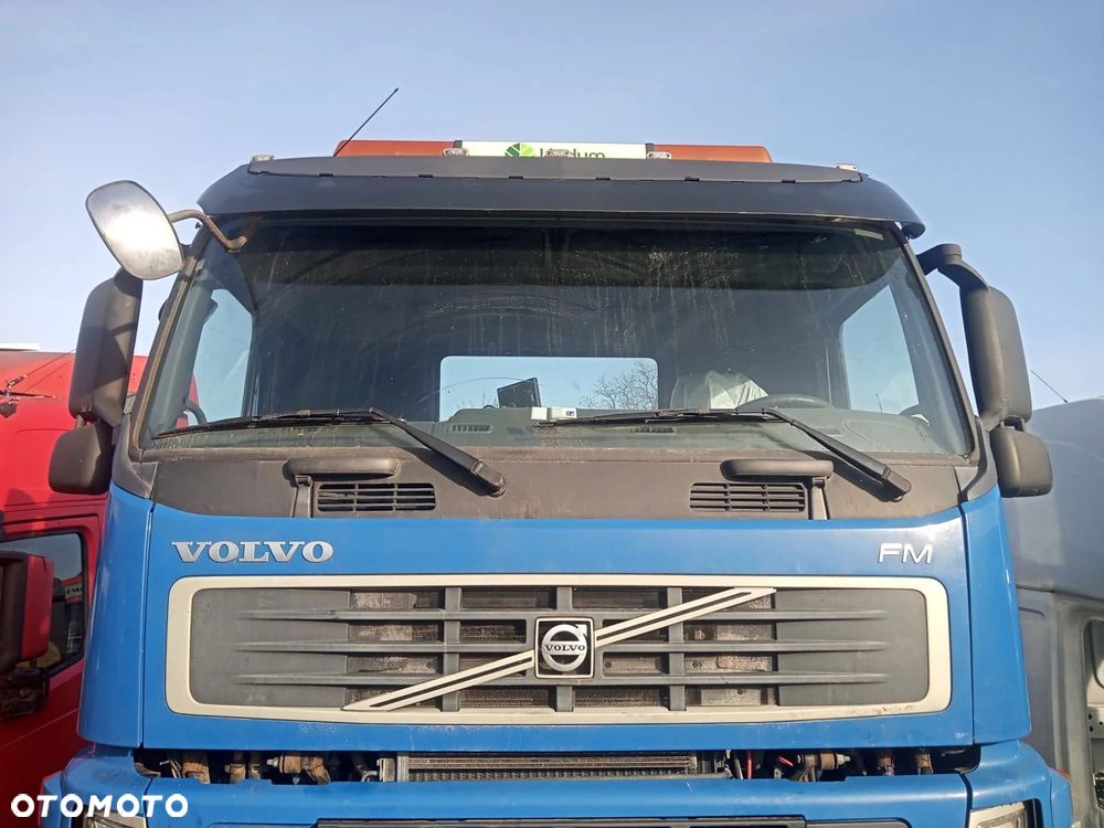 VOLVO FM13 NISKA KABINA DZIENNA 2009 EURO 5 - 1