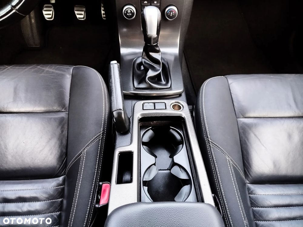 Volvo C30 D2 R-Design Start-Stop - 5