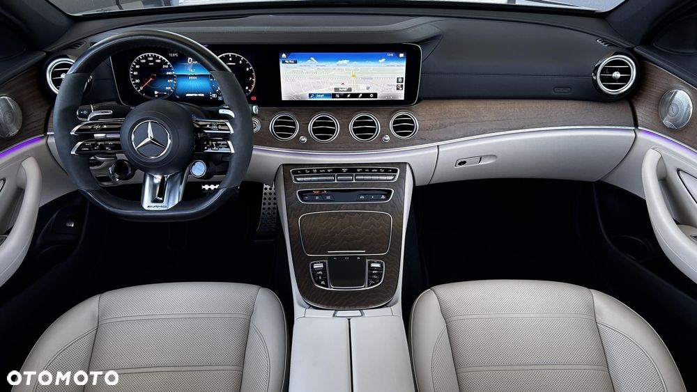 Mercedes-Benz Klasa E AMG 53 4-Matic+ - 22
