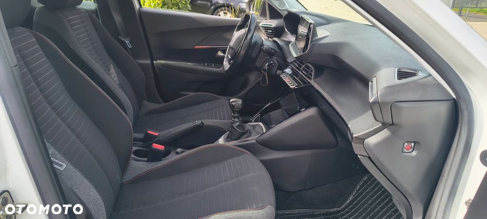 Peugeot 2008 1.2 PureTech Active Pack S&S - 12
