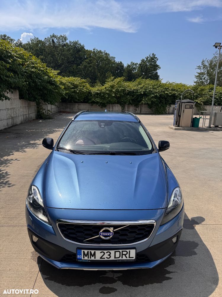 Volvo V40 D3 Aut Momentum - 1