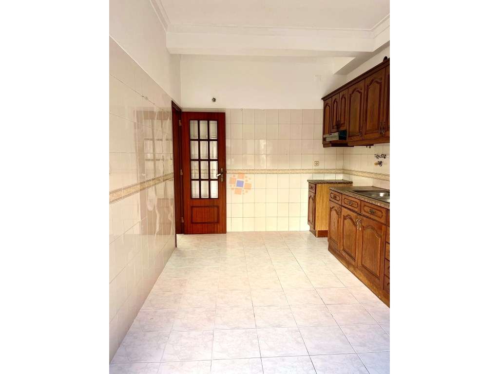 Moradia Geminada T5 em Vale de Milhaços - Corroios - Grande imagem: 5/27