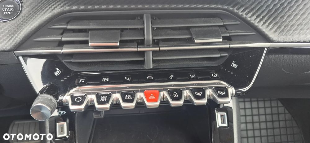 Peugeot 208 1.2 PureTech Allure Pack S&S EAT8 - 17