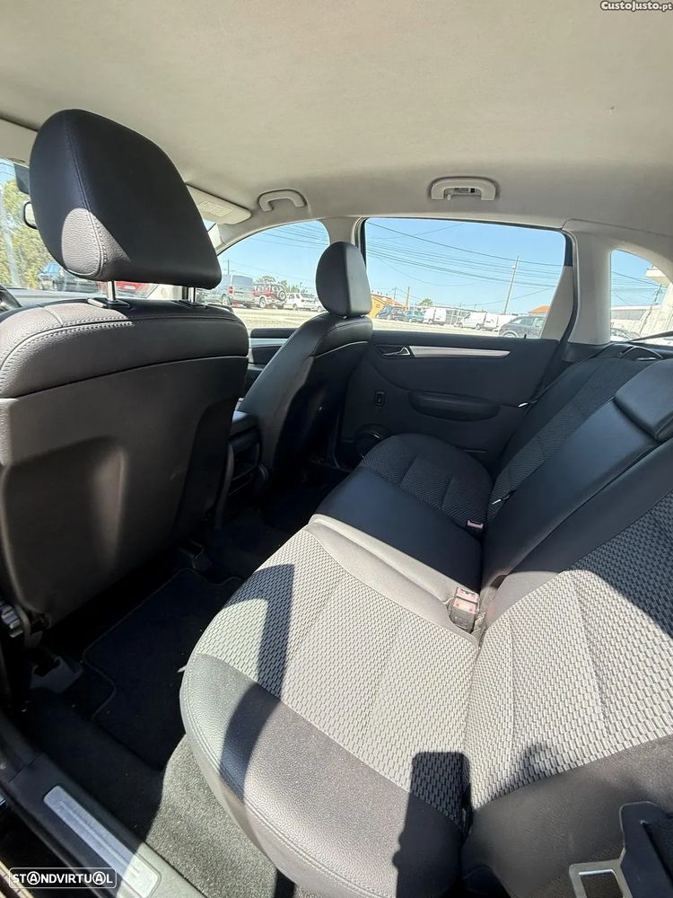 Mercedes-Benz B 180 CDI - 4