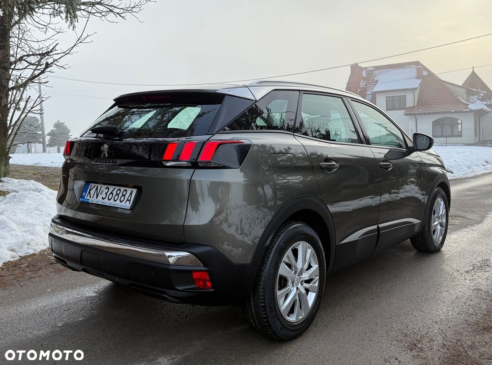 Peugeot 3008 1.2 PureTech Active S&S - 10