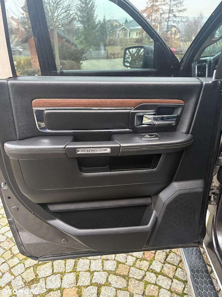 Dodge RAM 5.7 4x4 - 15