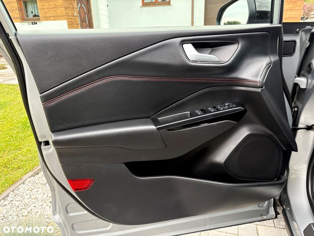 Ford Puma 1.0 EcoBoost Hybrid ST-LINE - 24