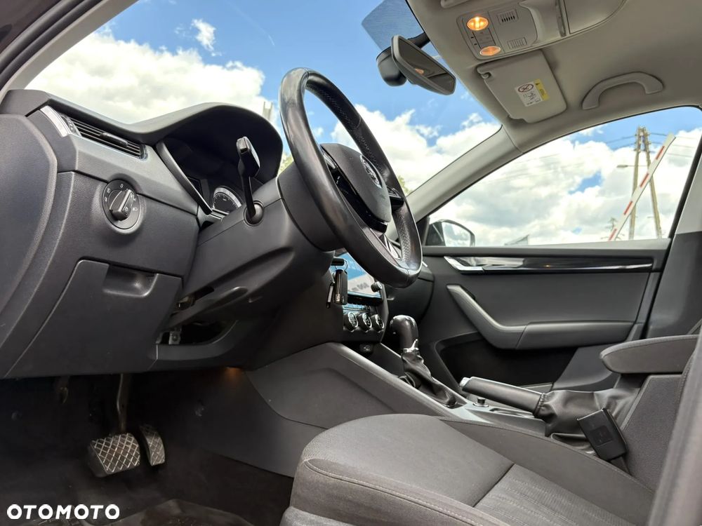 Skoda Octavia 2.0 TDI SCR Style DSG - 11