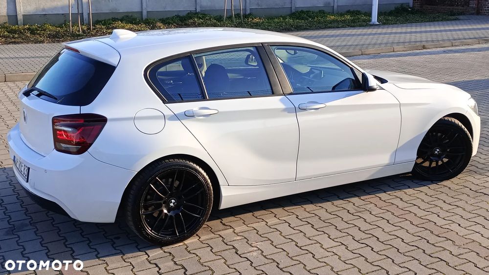 BMW Seria 1 114i Sport Line - 13