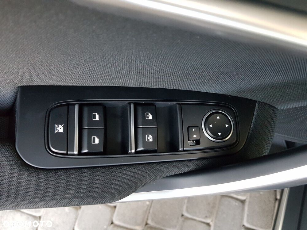 Kia XCeed 1.6 T-GDI M DCT - 11