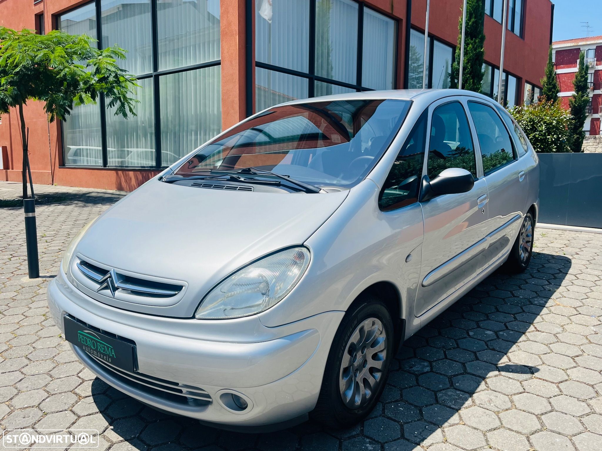 Citroën Xsara Picasso 1.6 Exclusive - 1
