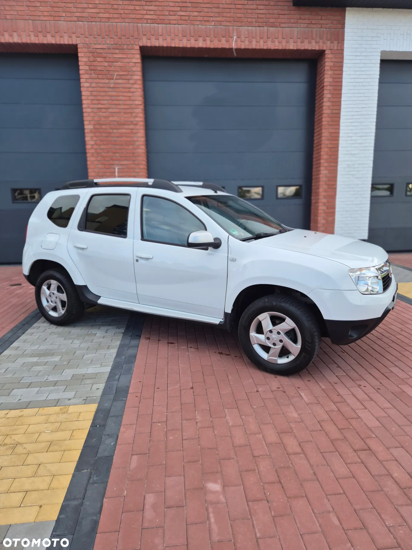 Dacia Duster 1.6 16V 4x2 Destination - 4