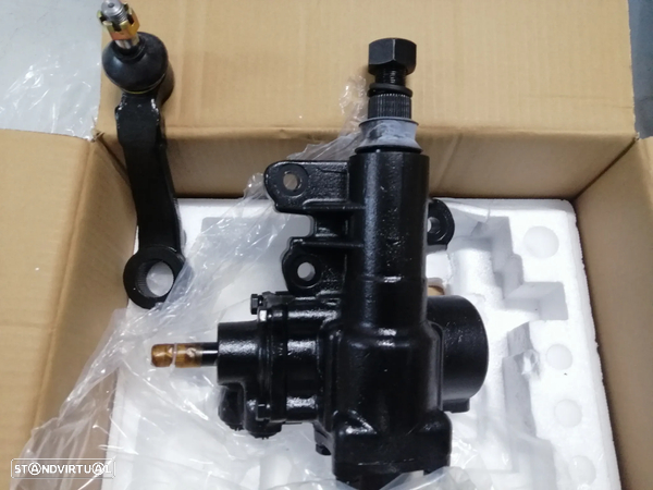 Caixa de direção assistida Toyota Hilux 1997 a 2005 NOVA