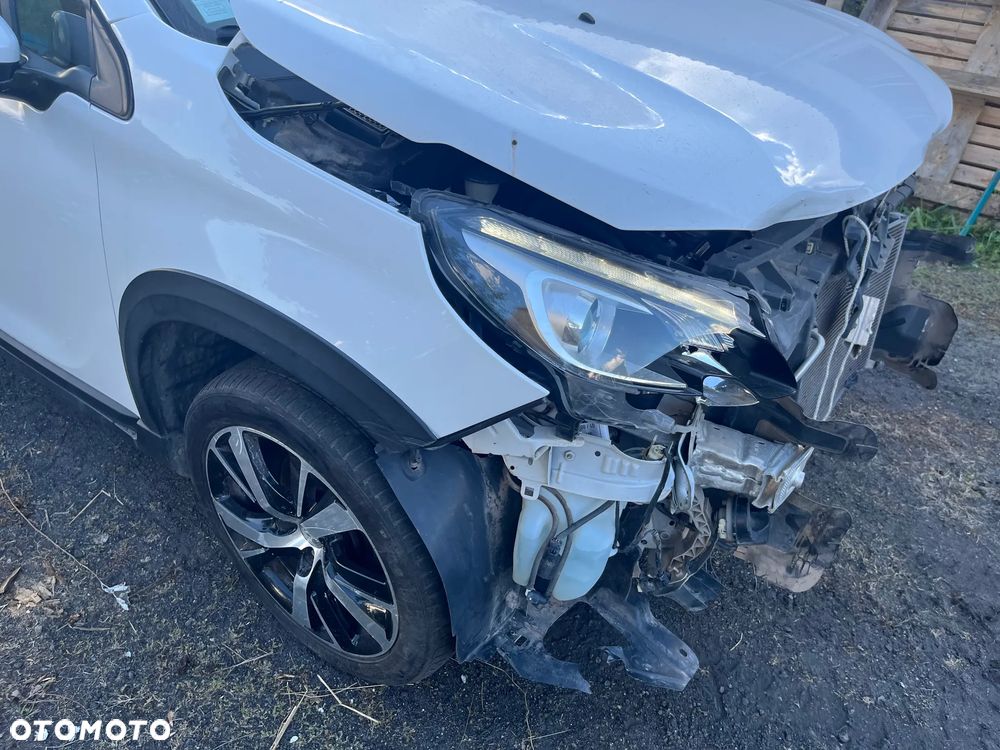 Peugeot 2008 1.2 Pure Tech Allure S&S EAT6 - 5