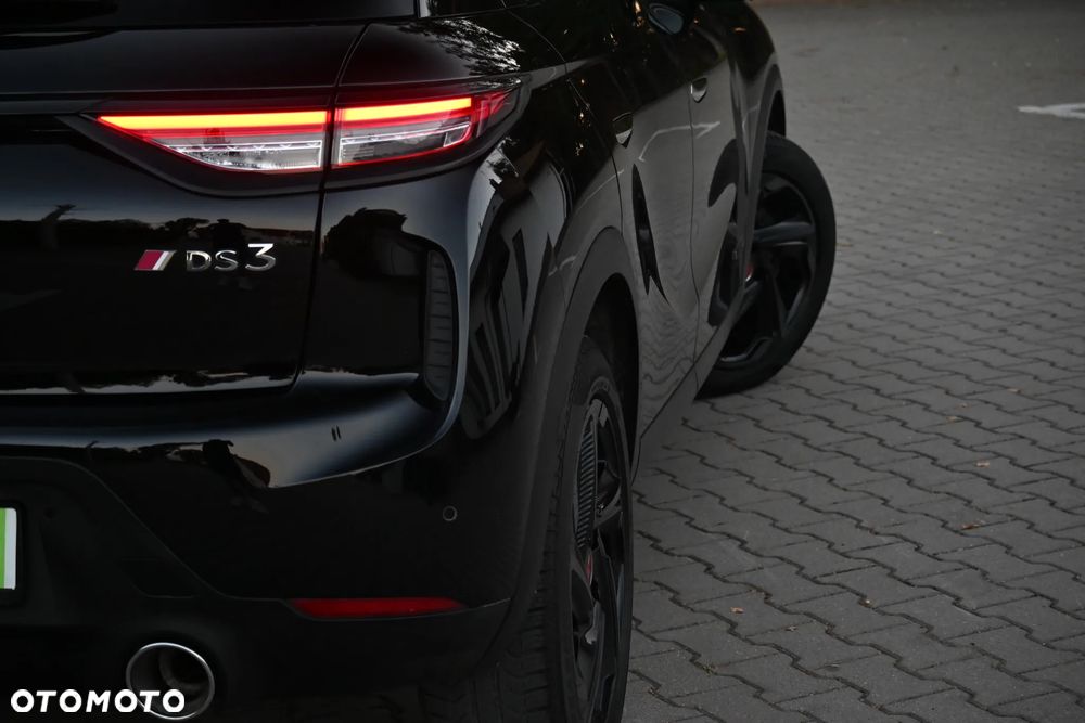 DS Automobiles DS 3 Crossback 1.5 BlueHDi Performance Line + - 18