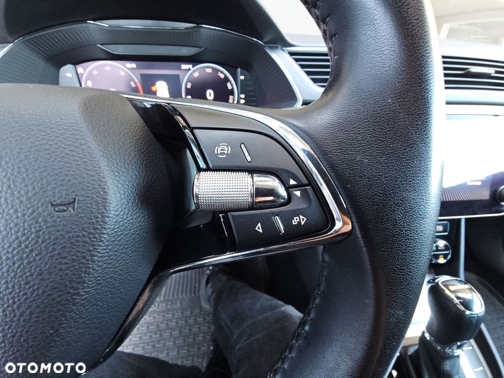 Skoda Superb 2.0 TSI Sportline DSG - 24