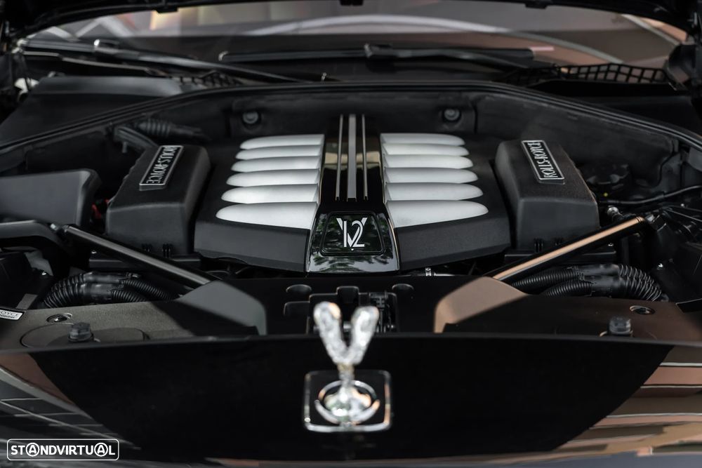Rolls Royce Wraith 6.6 Twin-Turbo V12 - 11