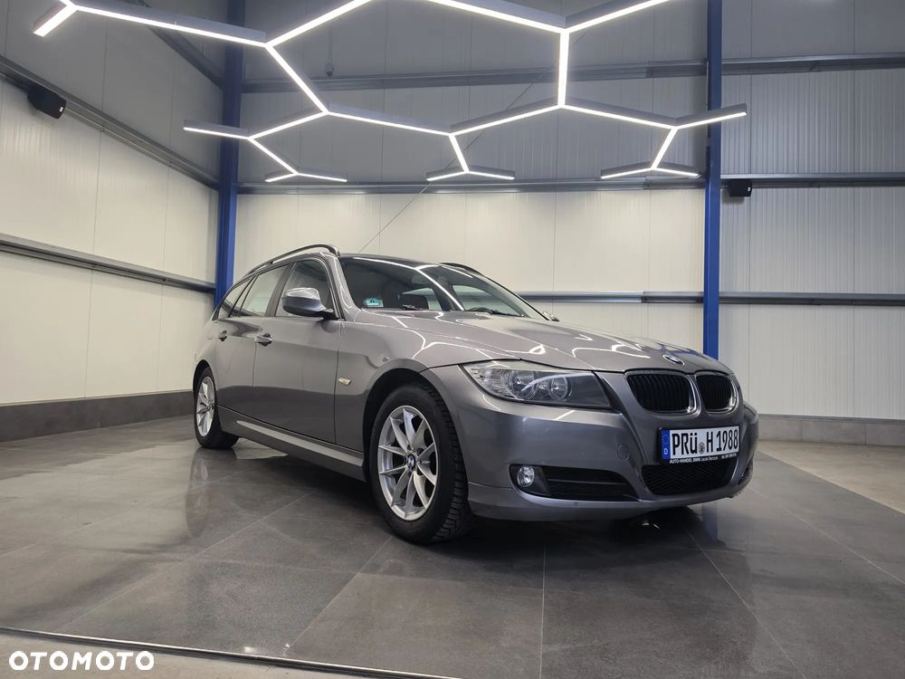 BMW Seria 3 318d DPF - 6